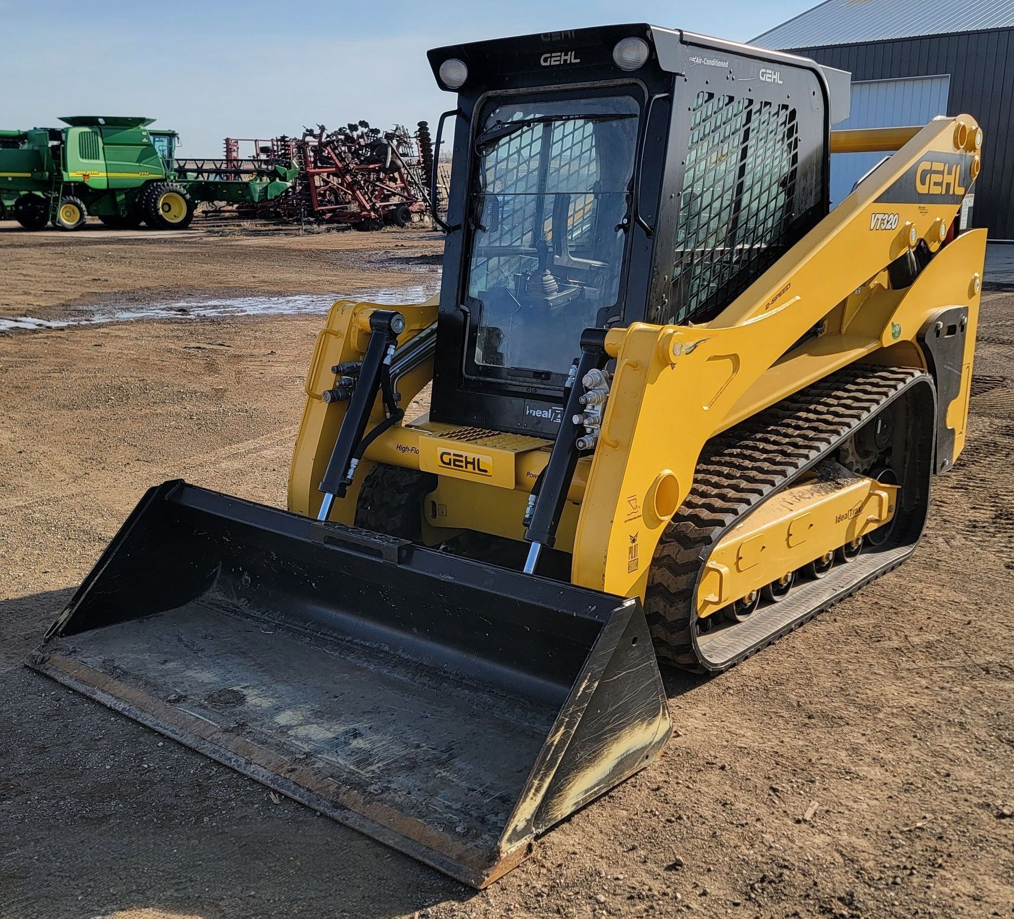 2021 Gehl VT320 Tracked Skid Steer Loader