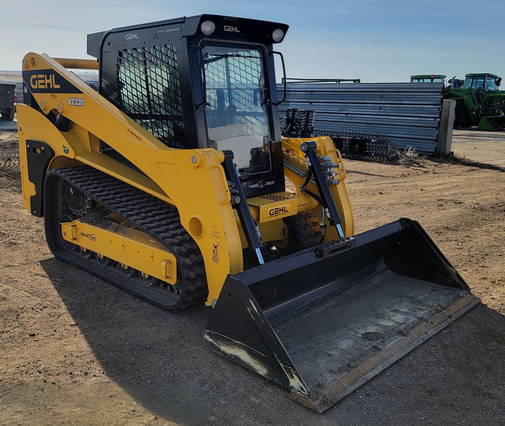 2021 Gehl VT320 Tracked Skid Steer Loader