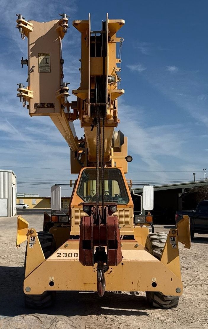 2015 Broderson RT-300-2G Crane