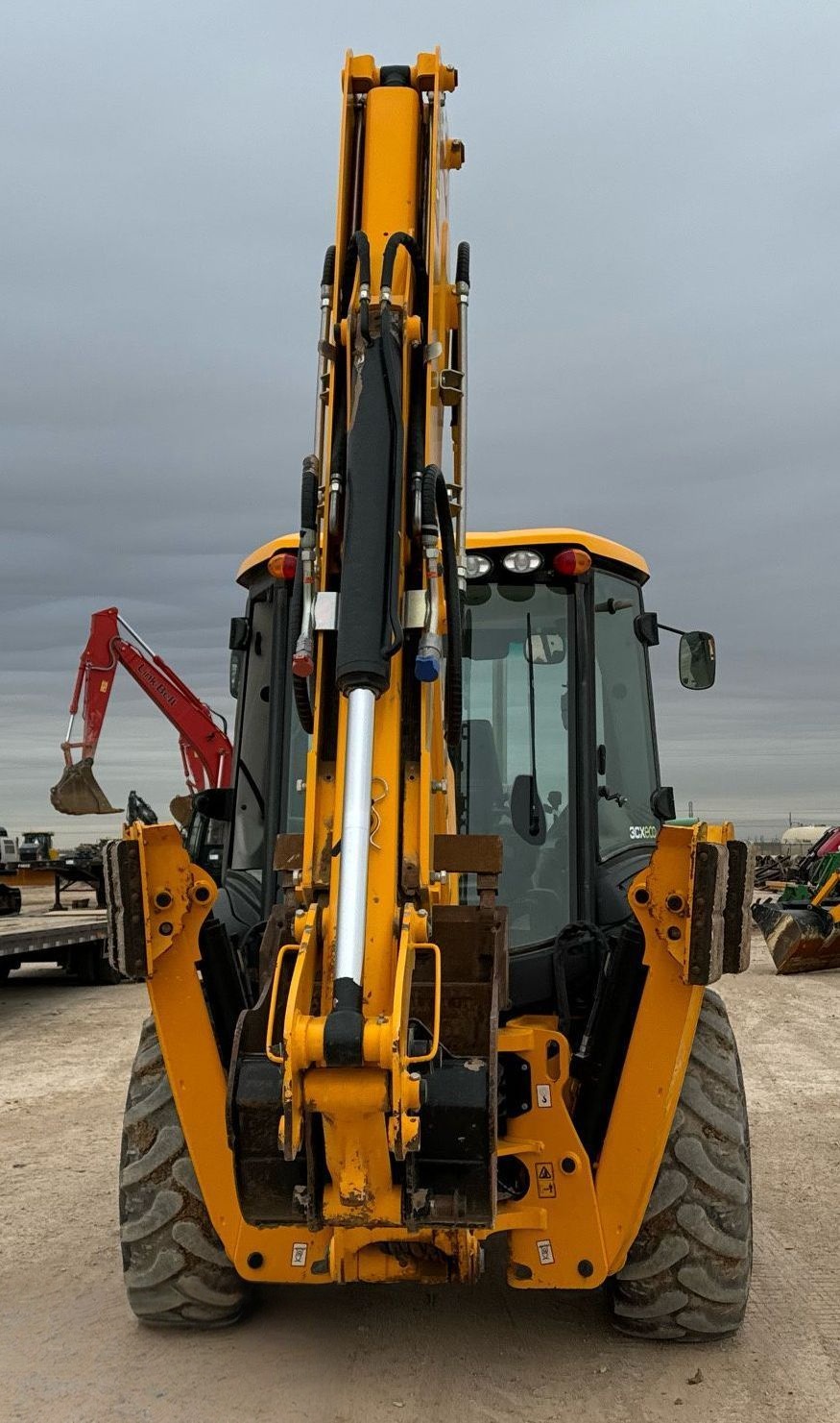 2022 JCB 3CX 15HFCE Backhoe