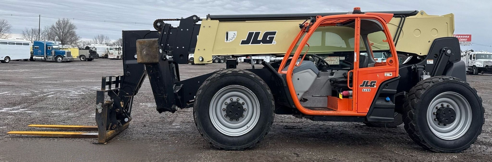 2019 JLG 1255 Telehandler