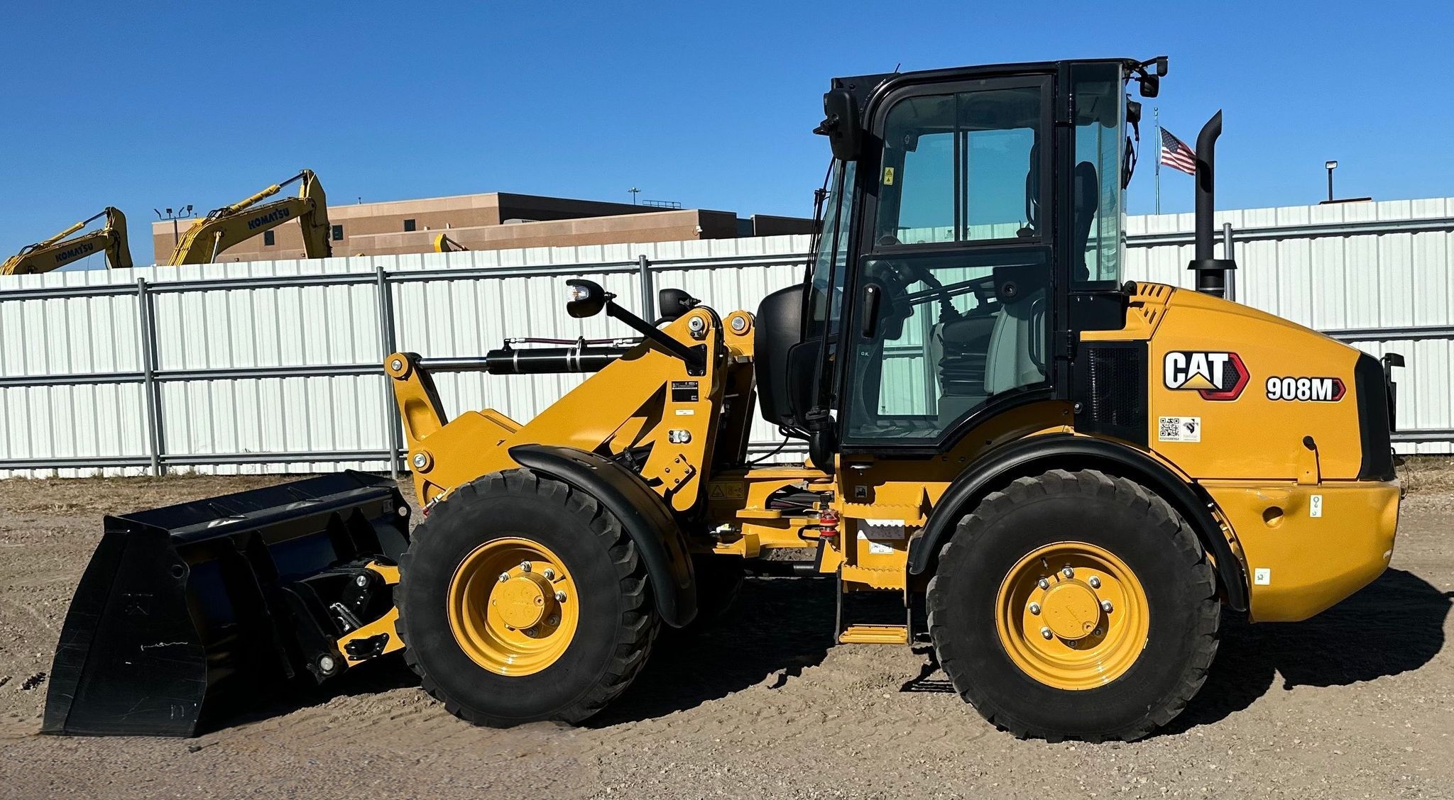2022 Caterpillar 908M Wheel Loader