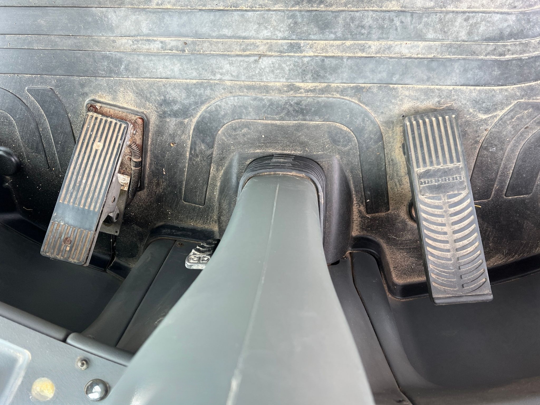 2016 John Deere 324K Wheel Loader