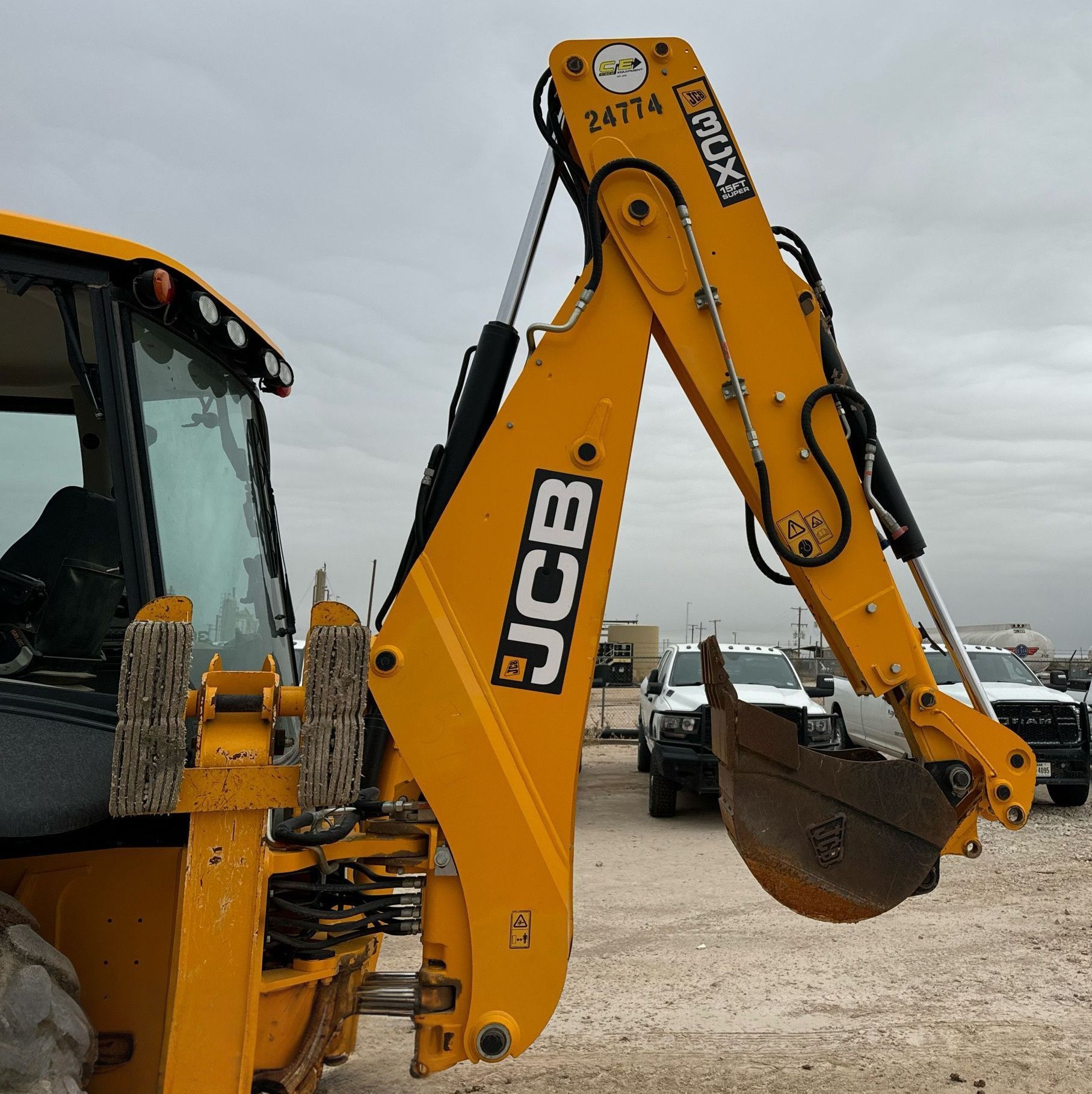 2022 JCB 3CX 15HFCE Backhoe