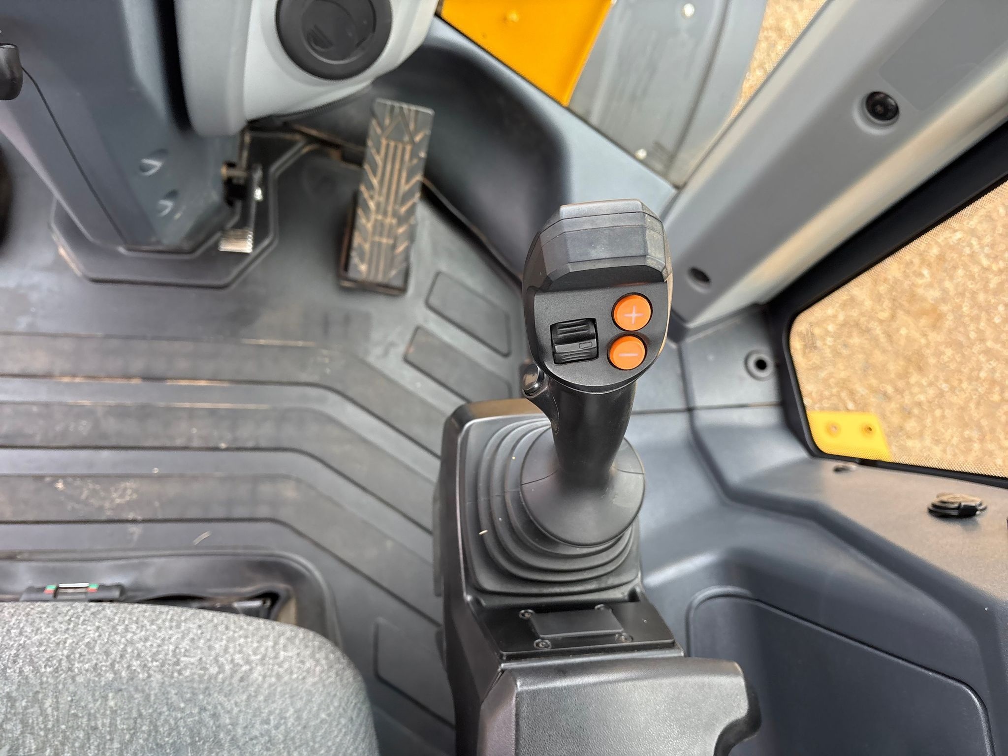 2021 John Deere 524P Wheel Loader