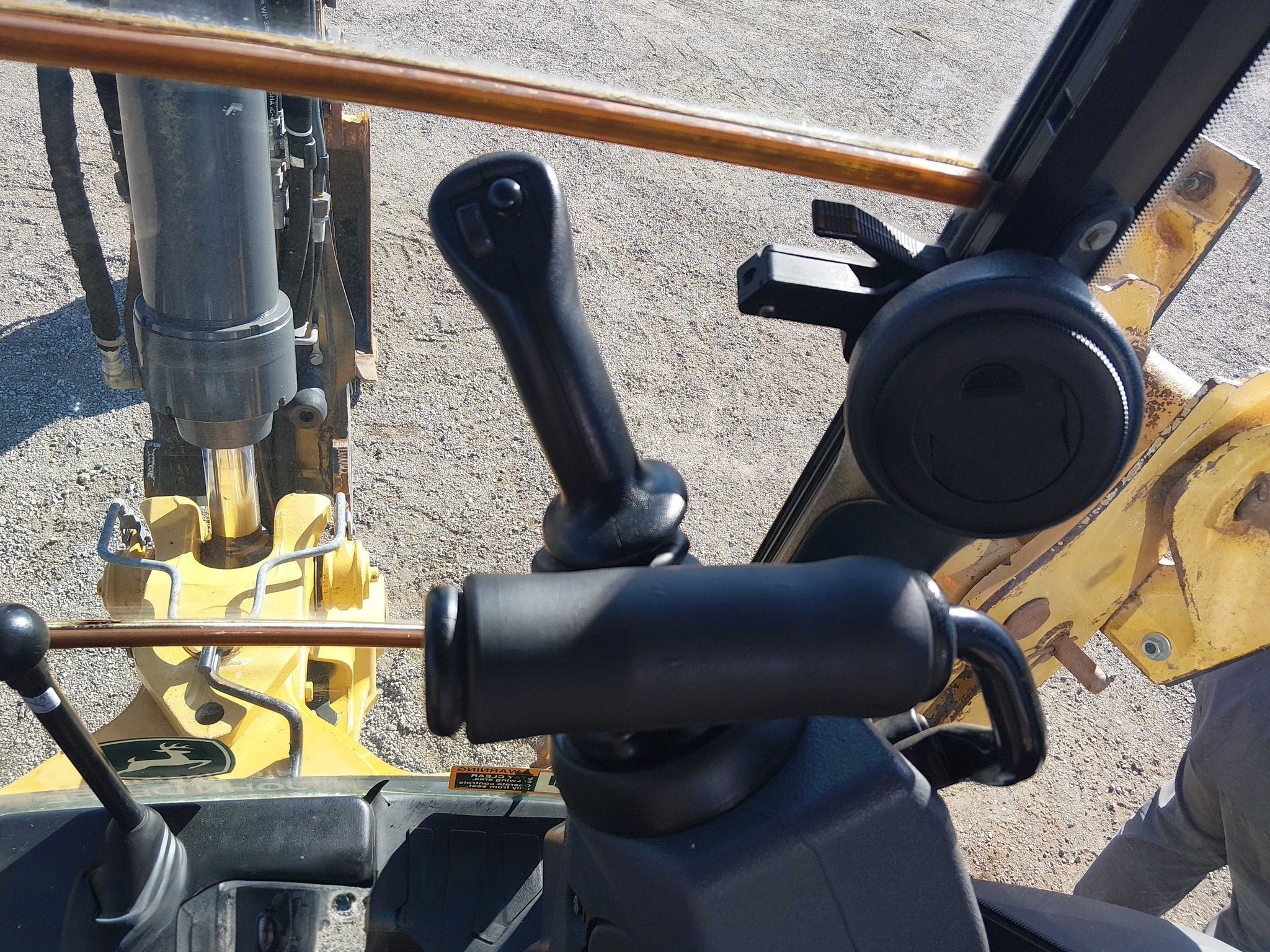 2017 John Deere 410L Backhoe