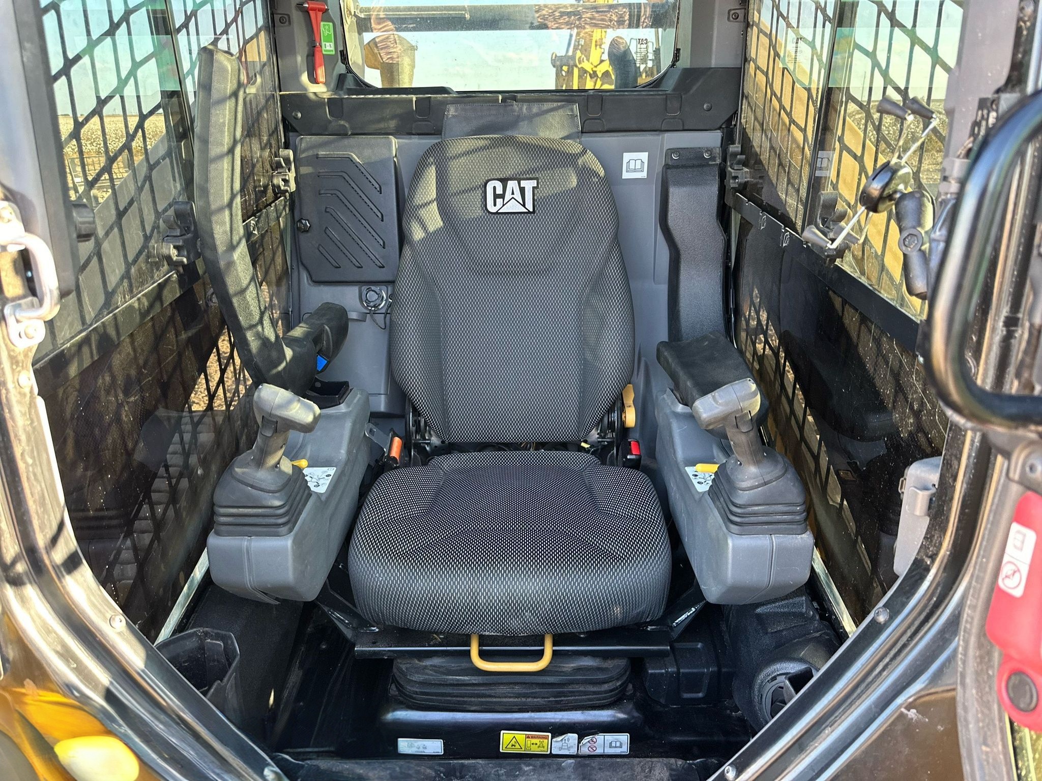 2024 Caterpillar 265 Tracked Skid Steer Loader